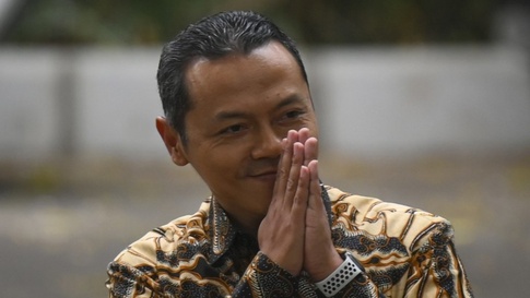 Menyongsong Era Digital: Kemendikdasmen Perkenalkan Coding dan AI di Sekolah Menengah