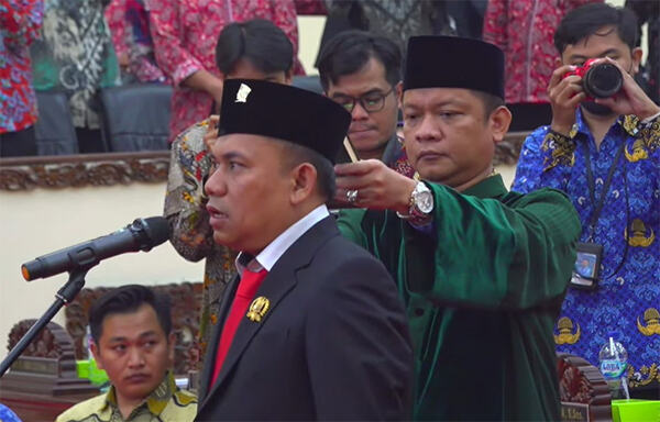 Perubahan Pimpinan DPRD Kabupaten Bekasi: Usup Supriatna Resmi Dilantik