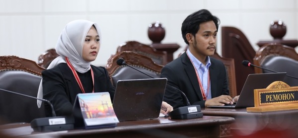 Uji Syarat Pendidikan Minimal Calon Anggota DPR/DPRD, Pemohon: Pendidikan SMA Terlalu Rendah