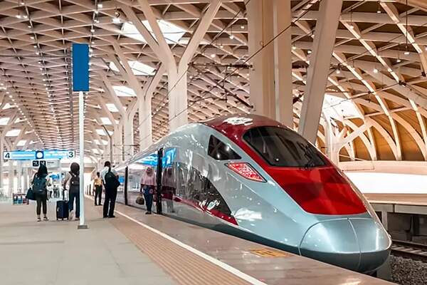 Utang Whoosh Ditanggung APBN, AHY: Pemerintah Skema Terbaik